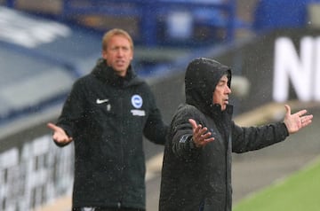 Ritmo frenético del Everton en la Premier League. El conjunto de Ancelotti sigue con rendimiento perfecto. En esta ocasión doblegó al Brighton en Goodison Park con doblete de James Rodríguez y otra anotación de Yerry Mina. 