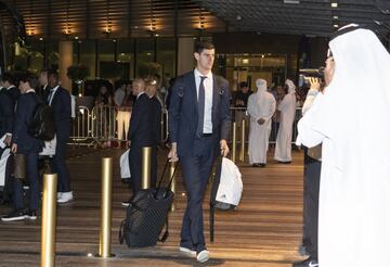 Courtois en el aeropuerto de Abu Dabi. 