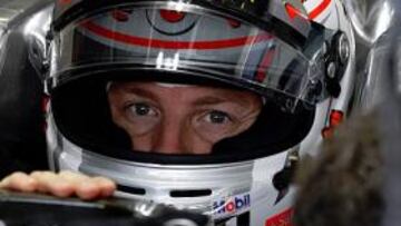 Button manda en los libres de Japón sobre Alonso