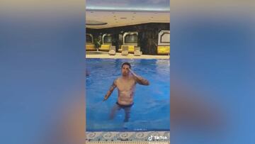 Sergio Ramos larks about in pool to Chariots of Fire theme song