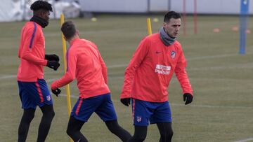 Kalinic, Thomas y Arias durante el entrenamiento de hoy.