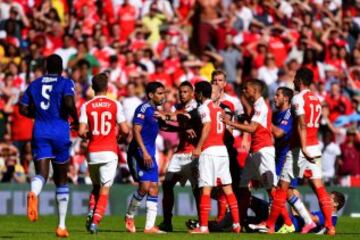 Falcao entró en el segunfo tiempo por el francés Remy.