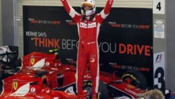 Vettel suma ya tres victorias con Ferrari y cuatro en Singapur.