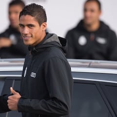 Ramos cambia el plan Varane