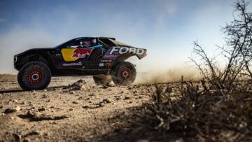 Carlos Sainz con el Ford durante el shakedown previo al inicio del Rally de Marruecos.