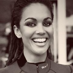 La nueva ilusión de Lara Álvarez: Pana, un instructor de surf