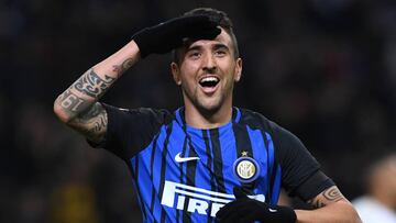 Mat&iacute;as Vecino celebra un gol con el Inter de Mil&aacute;n.