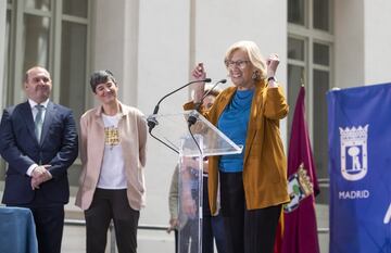 La alcaldesa de Madrid Manuela Carmena durante la recepción en el Ayuntamiento. 