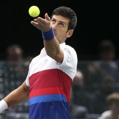 Djokovic suda en su retorno