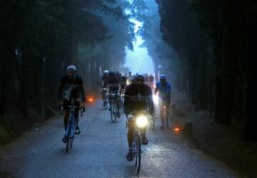 La carrera se creó en 1997 para salvaguardar la Strade Bianche de la Toscana. Empieza y termina en Gaiole, pueblo de la provincia de Siena.