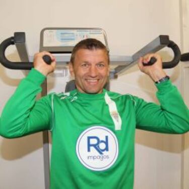 La revelación Eibar contra el ‘rebelado’ Córdoba de Djukic