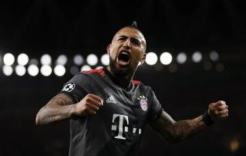 El show de Vidal en la goleada del Bayern sobre Arsenal