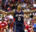 Jeff Teague (26) detiene a un tsunami llamado Beal (34)