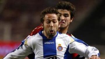 <strong>CASI AL FINAL.</strong> Cuando el Depor pensaba que encaraba la eliminatoria de vuelta más tranquilo en casa el Espanyol encontró a Coro al hombre que le ha dado un valioso empate.