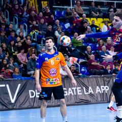 El Barça arrolla a un Benidorn sin reacción en el Palau