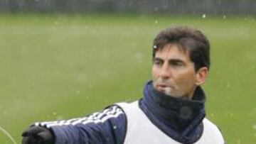 Gay: "Si somos capaces de aislarnos, tendremos opciones"