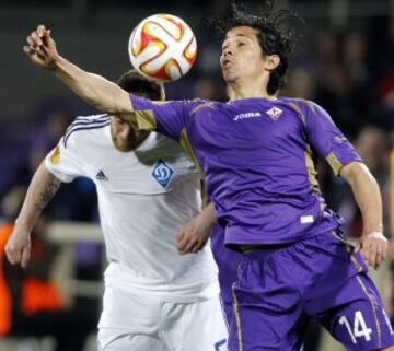 Matías Fernández y la Fiorentina alcanzaron las semifinales de la presente edición de la Europa League con el chileno como figura.