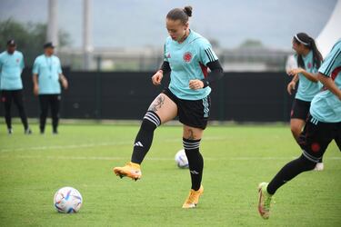 La Selección Colombia Femenina tuvo su primera práctica en la India antes de su debut en el Mundial Sub 17.