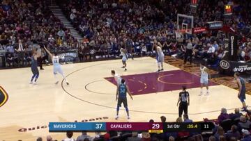 El 'step-back' de Doncic elevado a la perfección: 4 triples de categoría