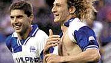 <B>BUENOS REMATADORES</B>. Coloccini y Geli han cantado ocho goles entre los dos esta temporada.