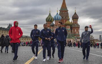 Los jugadores sevillistas visitaron los lugares más emblemáticos de Moscú.




