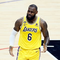 LeBron James se encara con aficionado luego de la derrota de los Lakers ante Clippers