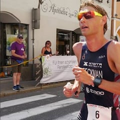 Muere el triatleta Alistair Eeckman tras chocar con un autobús