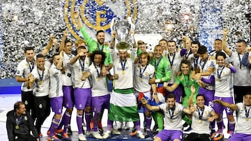 El Real Madrid festejando el t&iacute;tulo de la Champions.