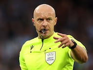 One of the most experienced referees in Champions League history, Poland’s Marciniak will be the man in the middle at Anfield.