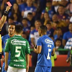Cruz Azul presenta inconformidad por roja de Yotún