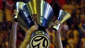 Hazte una foto con el trofeo de la Euroliga hoy en AS