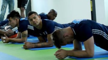 Millonarios se entrena en el gimnasio y piensa en Cortuluá