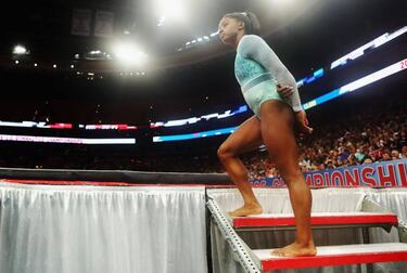 Simone Biles dedica sus cinco oros a las v¨ªctimas de Nassar
