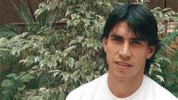 <b>JUGADOR ESPECTÁCULO.</b> Juan Pablo Úbeda, ex delantero del Colo-Colo y recién llegado al Ciudad de Murcia, ha adquirido menos notoriedad por sus goles que por su forma de celebrarlos: con una careta de Spiderman. La coreografía del chileno hará furor... si llegan los goles.