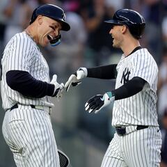 Max Fried y Cody Bellinger se visten de héroes en triunfo de Yankees