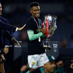 Tesillo, Barreiro y Moreno, campeones de Concachampions con León