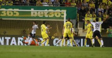 Mustafi marca el 0-3.