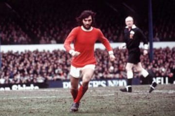 22 de mayo de 1946. Nace George Best, delantero de Irlanda del Norte. Con Manchester United ganó los títulos de 1965 y 1967. Falleció en 2005.