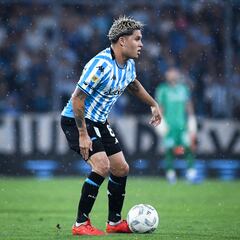 Gustavo Costas compara a Juanfer con ídolo de Racing