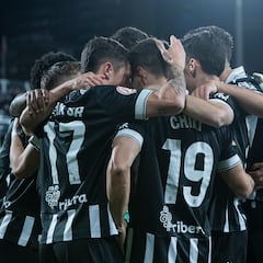 El Cartagena respira ante el colista