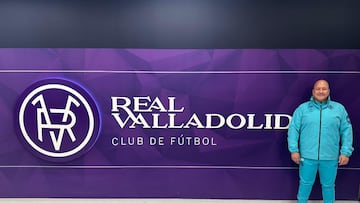 Enrique Alfaro, exgobernador de Jalisco, y miembro de cuerpo técnico del Real Valladolid.