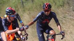 Egan Bernal durante una carrera de ciclismo con el equipo Ineos Grenadiers.