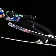 Kobayashi por delante de Geiger en la calificación de Oberstdorf