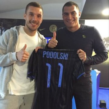 Junto con Podolski,uno de los grandes amigos de Faryd. Compartieron plantel en 2010 en el Colonia de Alemania