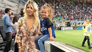 Wanda Nara destapa las conversaciones con las mujeres de exfutbolistas del Inter.