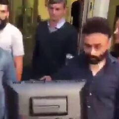 Alexis terminó los exámenes médicos y recibió gran ovación