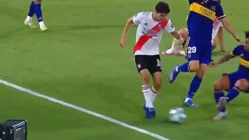 De Achraf asombrando a todos al cruce de cables de Tévez