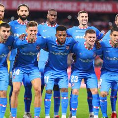 1x1 del Atlético: impermisible defensa de un córner en el 87'