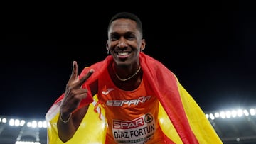 Jordan Díaz celebra su oro europeo en Roma.
