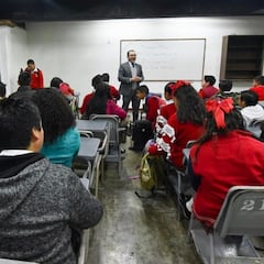 Cuándo es el megapuente de noviembre: fechas, cuántos días son y quién descansará